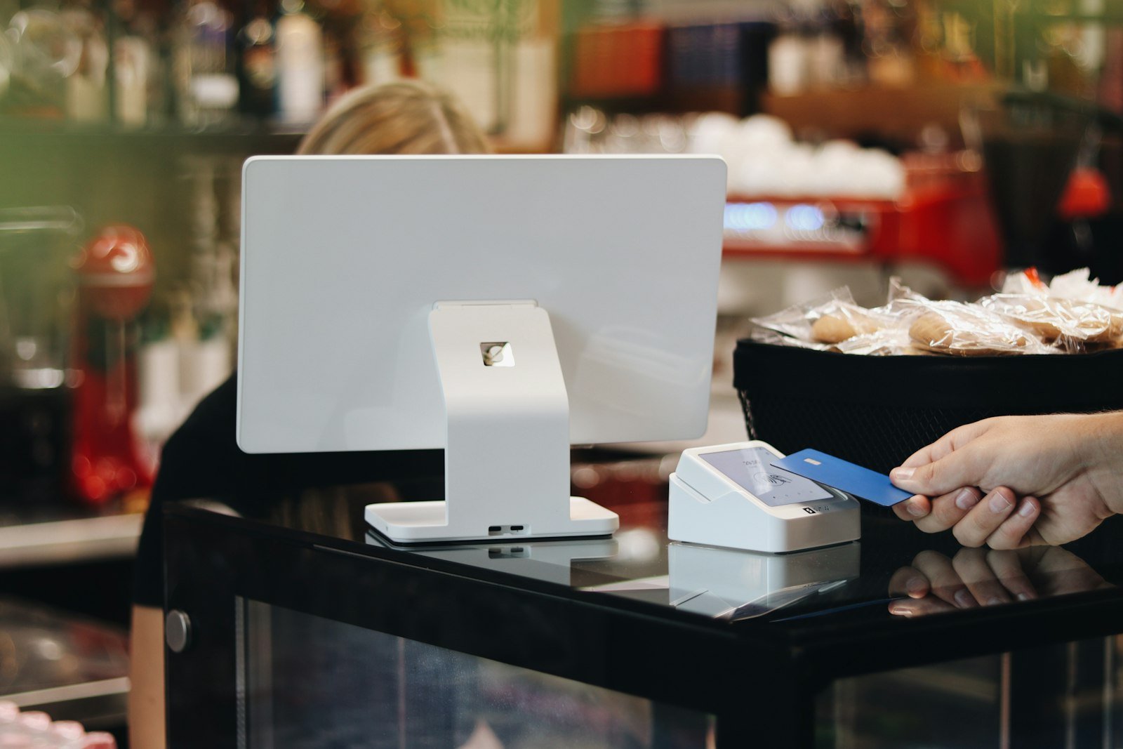 NYC’s Proposed Path to a $30 Minimum Wage: What Store Owners Should Plan For